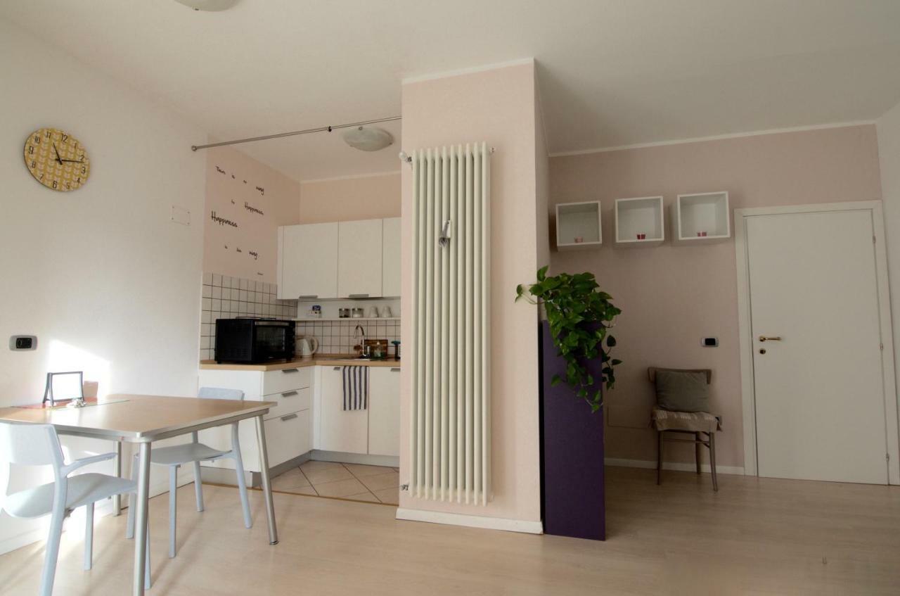 Interno 77 Di Tss' - Soleggiato Con Ampie Finestre & Internet Veloce Con Fibra - Perfetto Per Coppie * Trient